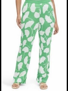 Green and White Floral Wide-Leg Knit Pants